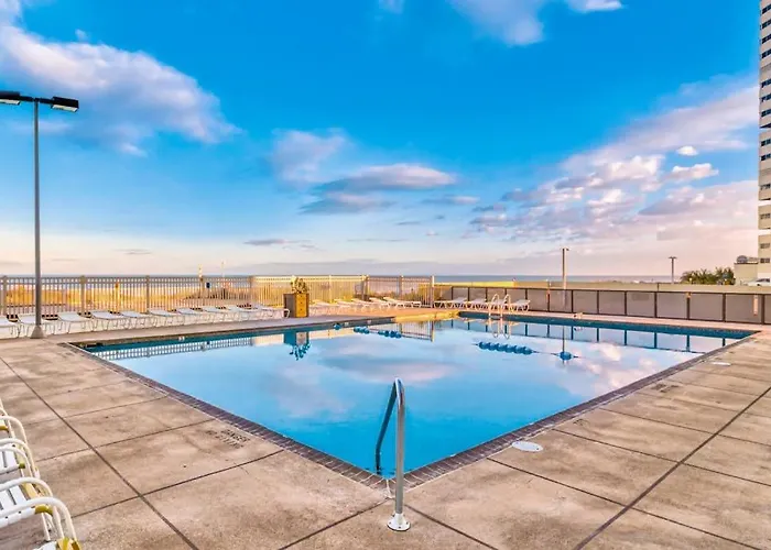 Charming Overlooking Tennis Courts With Balcony & Pools Holiday home